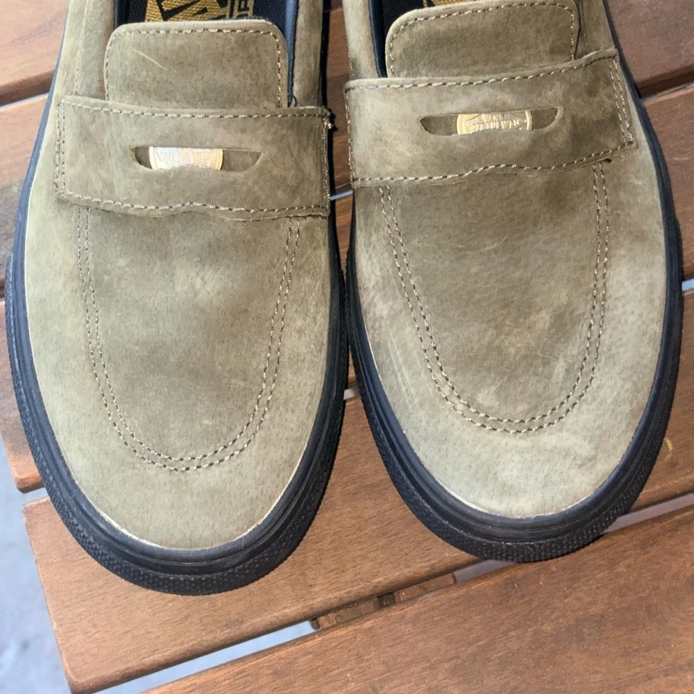 Vans Men’s SkateStyle 53x Beatrice Domond Slip-On Loafers with Gold Accent